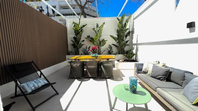 Marbella Center Beachfront With Private Patio Exterior foto