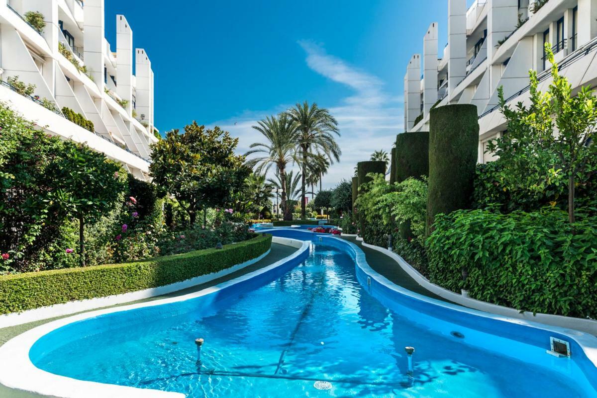 Marbella Center Beachfront With Private Patio Exterior foto